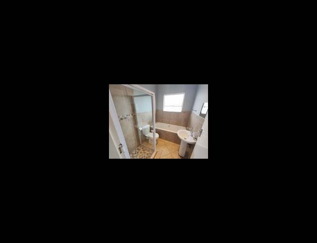 2 BEDROOM TOWNHOUSE FOR SALE IN RIVERSDALE
